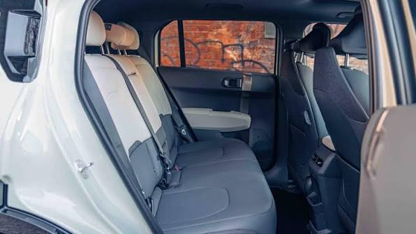 Mitsubishi Outlander PHEV (UAT Test)